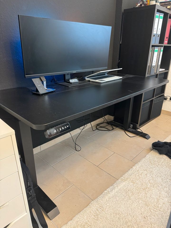 Desktronic höhenverstellbarer Schreibtisch 160x80cm Schwarz in Viersen