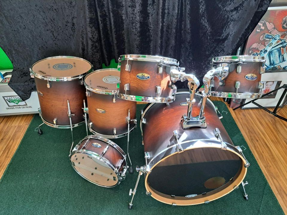 Kaum gebrauchtes Pearl Decade Maple Schlagzeug zu verkaufen in Nümbrecht