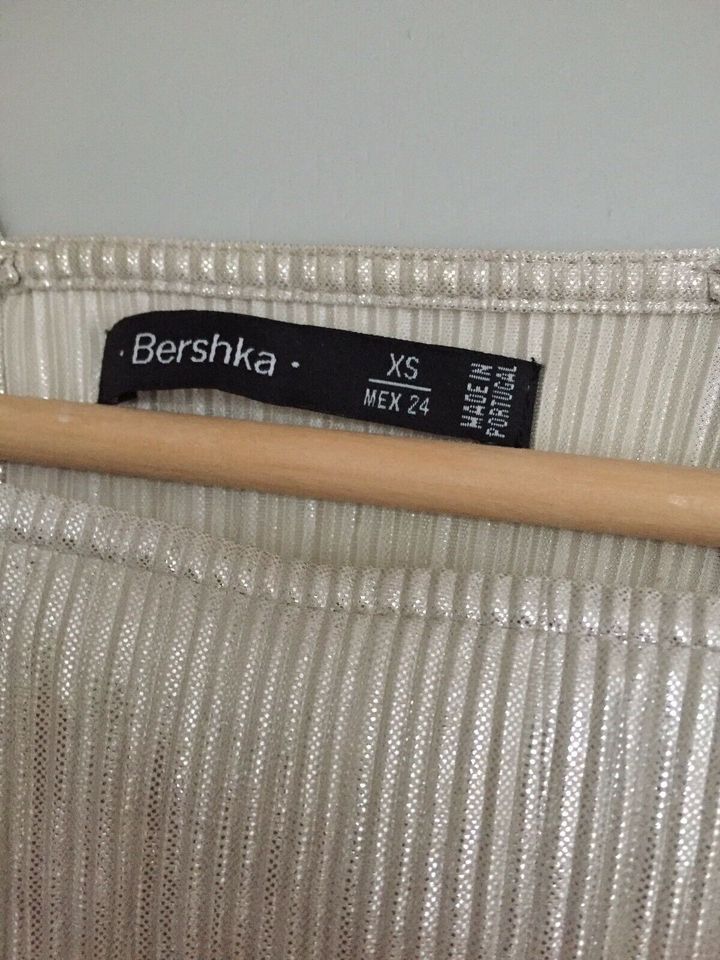 Bershka top Silber Glitzer Schimmerend xs Blogger Style in Dinslaken