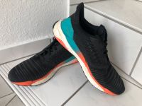 Adidas Boost Laufschuhe Gr. 44 schwarz orange türkis Niedersachsen - Bassum Vorschau