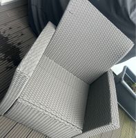 2 polyratten Stühle 1 Zustand sehr gut . 2 Stuhl beschädigt Hessen - Rodgau Vorschau