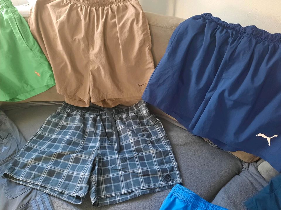 Adidas nike shorts g.l je 10€ in Simmern