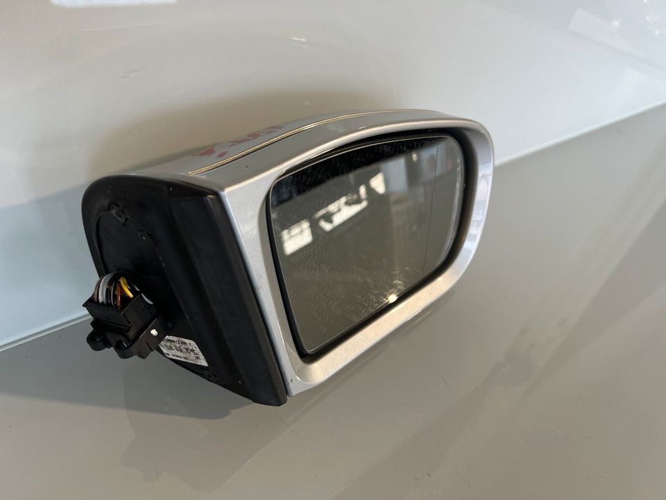 Spiegel Mercedes E-Kl W210 Mopf silber rechts Außenspi 2108107816 in Wilnsdorf