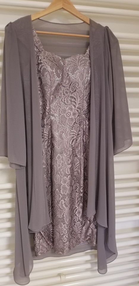 Abendkleid, Ballkleid Meike Fashion mit Bolero Cape Größe 36, Neu in Bayreuth