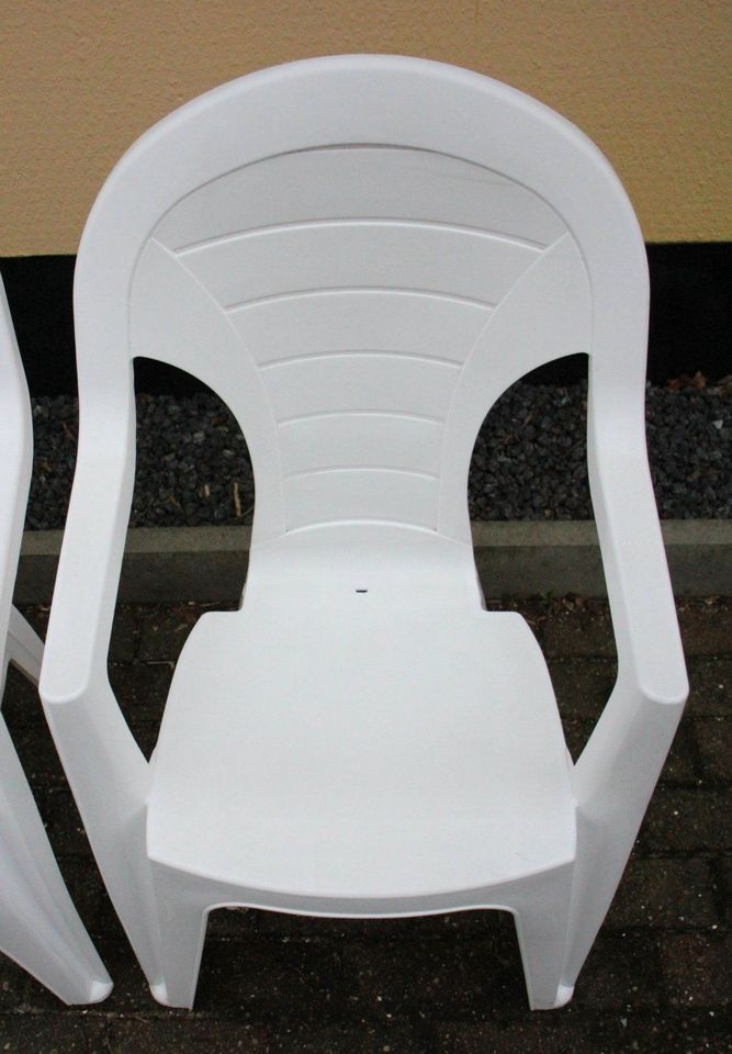 2 Jardin Gartenstühle aus weißem Kunststoff | Stühle in Oeversee
