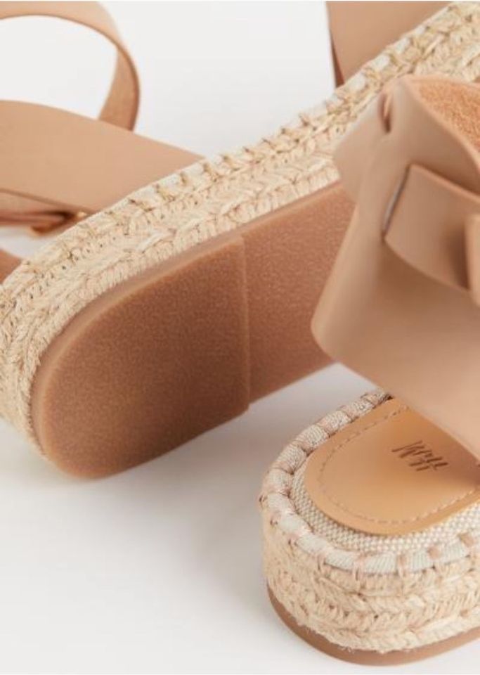 Espadrilles mit Stickerei in Uetersen