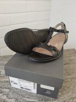Sandalen Gr. 40 Ecco Nordrhein-Westfalen - Voerde (Niederrhein) Vorschau