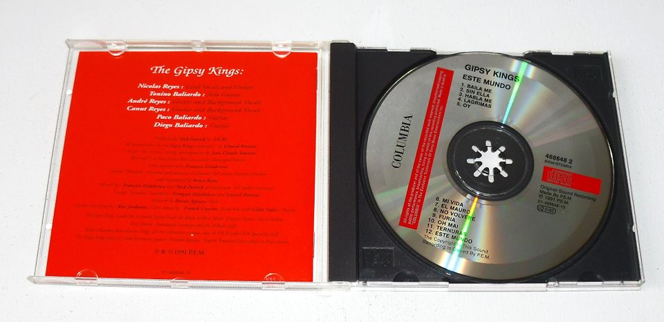 CD   GIPSY KINGS - Este Mundo in Berlin