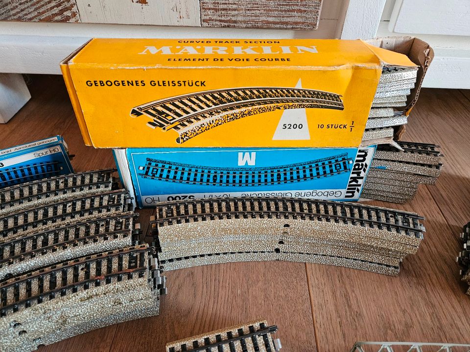 Modelleisenbahn H0 Märklin: Gleise, Weichen, ... in Wetter (Ruhr)