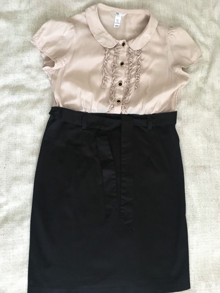 Kleid Creme schwarz in Leipzig