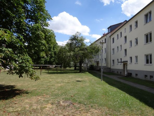 Gepflegte 2 Zimmer Wohnung im 2. Obergeschoss in Calbe (Saale)