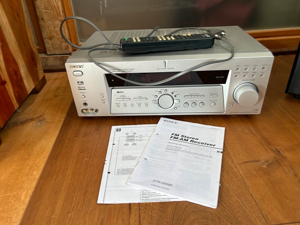 Sony FM-AM Stereo Receiver STR-DE685 in Bochum