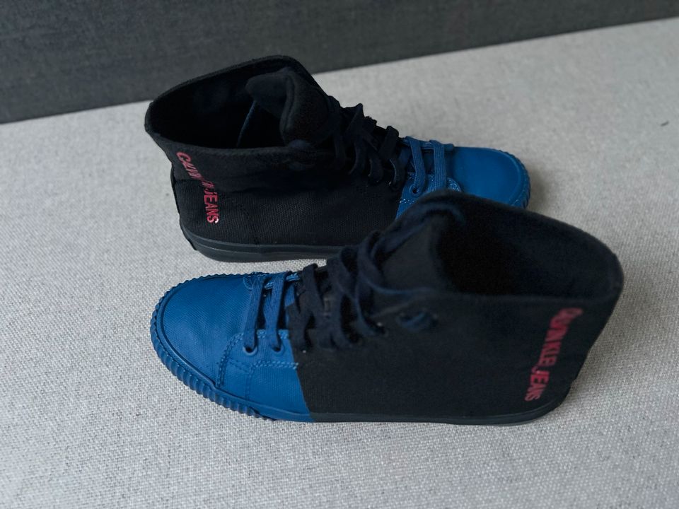 Sneaker CK // Calvin Klein Jeans // Gr 38 schwarz / blau in Minden