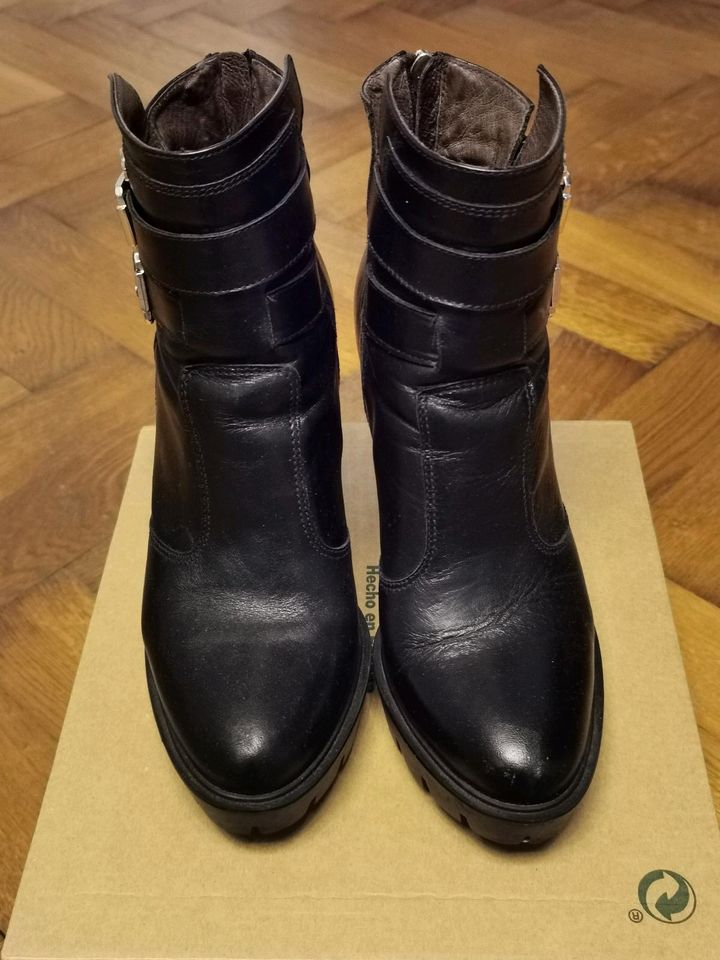 Stiefeletten Leder (Nero Giardini) schwarz Gr. 37 in Abtsgmünd