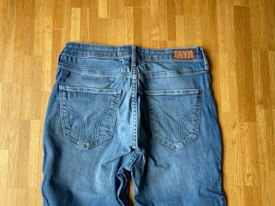 Holister Jeans in W28 / L28 in Bruchköbel