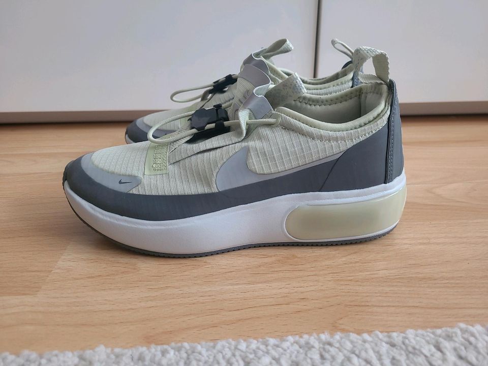 Nike air max,  sneaker,  Größe 36,5,  innen 23 cm in Hannover