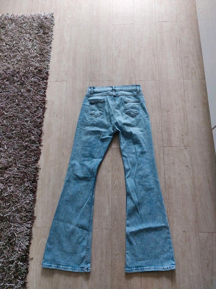 Bootcut Jeans in Hennef (Sieg)