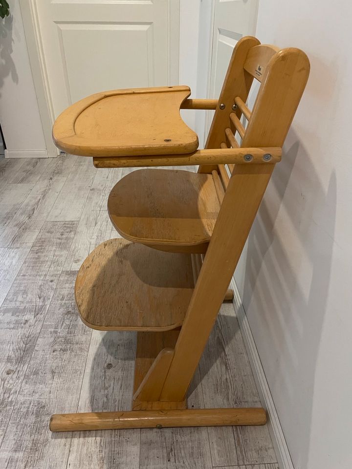 *Schardt Kinder Treppen-Hochstuhl Holz mitwachsend* in Frankfurt (Oder)