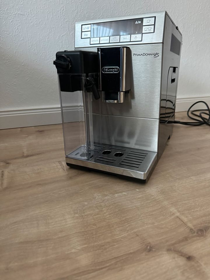 Delonghi PrimaDonna XS in Steinhagen