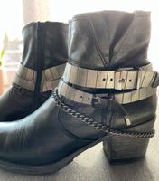 neuw. Tamaris Leder Stiefelette 39 schwarz rockig Nordrhein-Westfalen - Brühl Vorschau