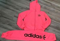 Adidas sportanzug Gr 122 128 Nordrhein-Westfalen - Solingen Vorschau