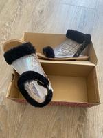 UGG Sandale Schafsfell Düsseldorf - Gerresheim Vorschau