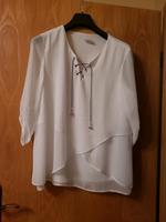 Tolle weiße Bluse Tunika Shirt Lagenlook Schnüre Glöckchen Hessen - Melsungen Vorschau