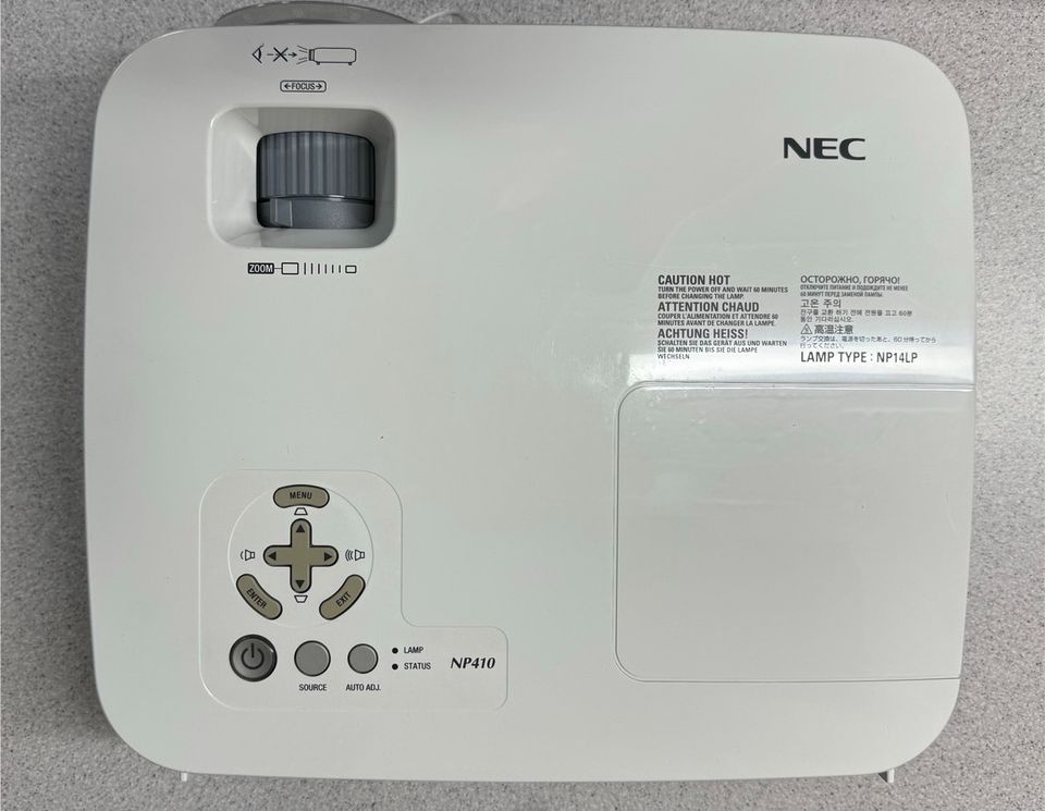 NEC Beamer NP410 mit 65% Lampenrestdauer in Bergkamen