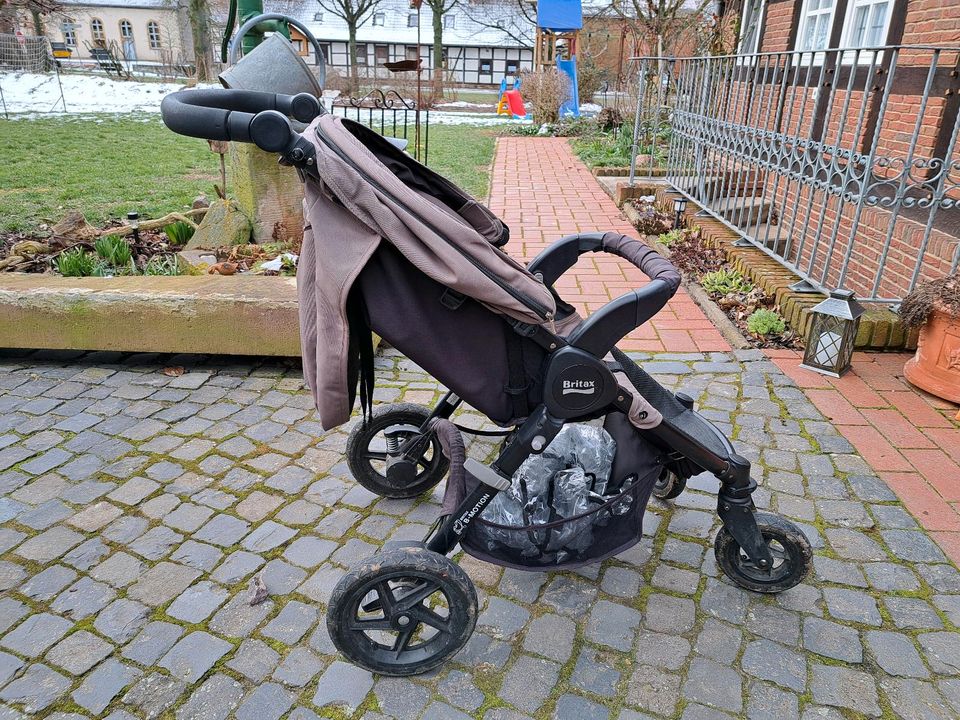 Buggy, Kinderwagen und Baby-Safe von britax römer in Salzgitter