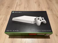 Microsoft Xbox One X 1TB Robot White Weiß Spielekonsole Hamburg Barmbek - Hamburg Barmbek-Süd  Vorschau