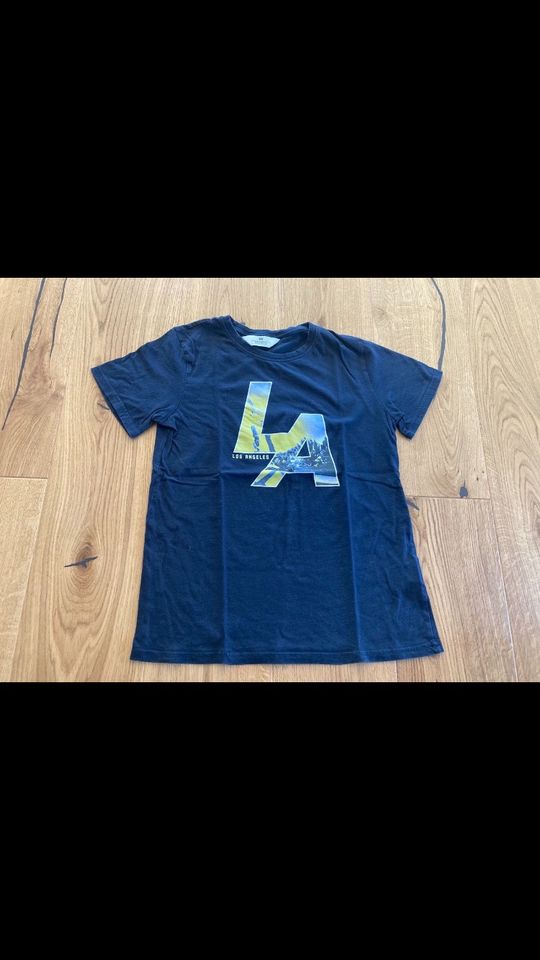 H&M T-Shirt Gr. 146/152 LA blau in Weiding