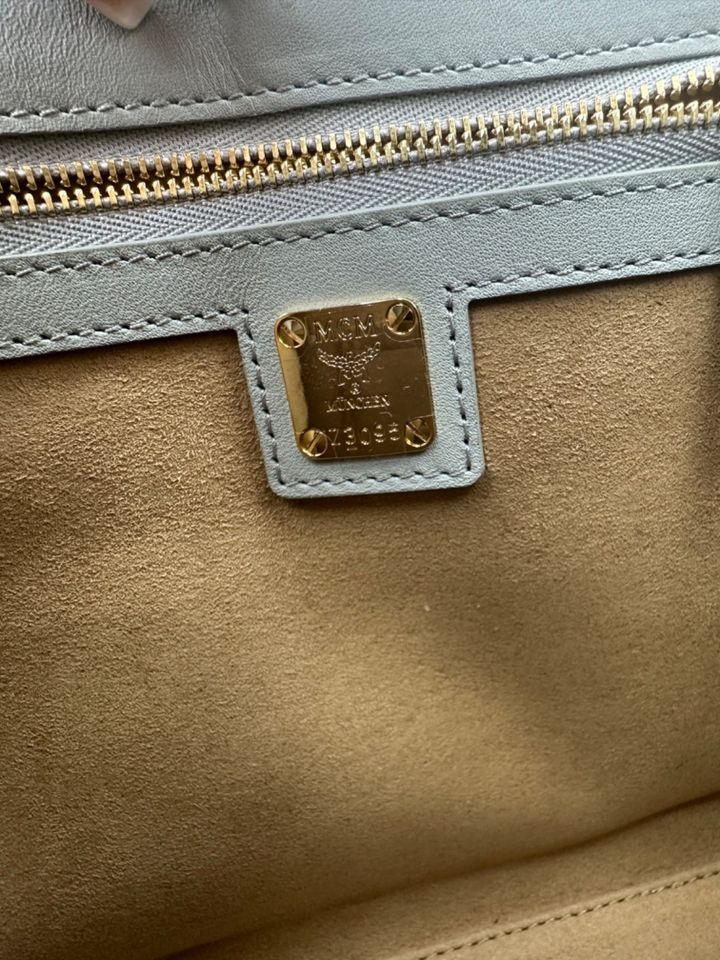 MCM München Tote Bag Visetos Grau Blau Small Umhängetasche Tasche in Kiel