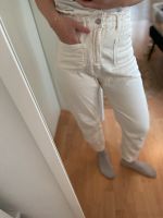 ZARA high waist Jeans Mom Style xs 34 Creme weiß Frankfurt am Main - Nordend Vorschau
