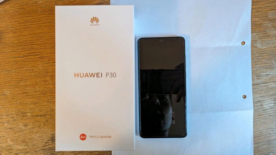 Huawei P30 - 128 GB - Breathing Crystal in Leipzig