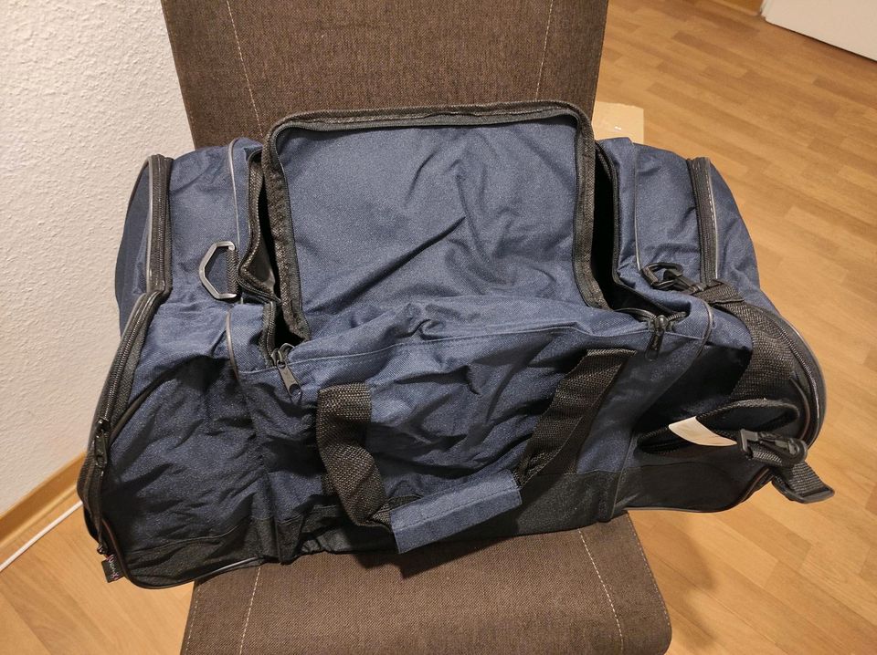 Centrixx neue Reisetasche ,große Tasche in Offenburg
