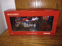 Motorrad 1:12 Minichamps Ducati 998-S Ben Bostrom Replica Bike Frankfurt am Main - Nordend Vorschau