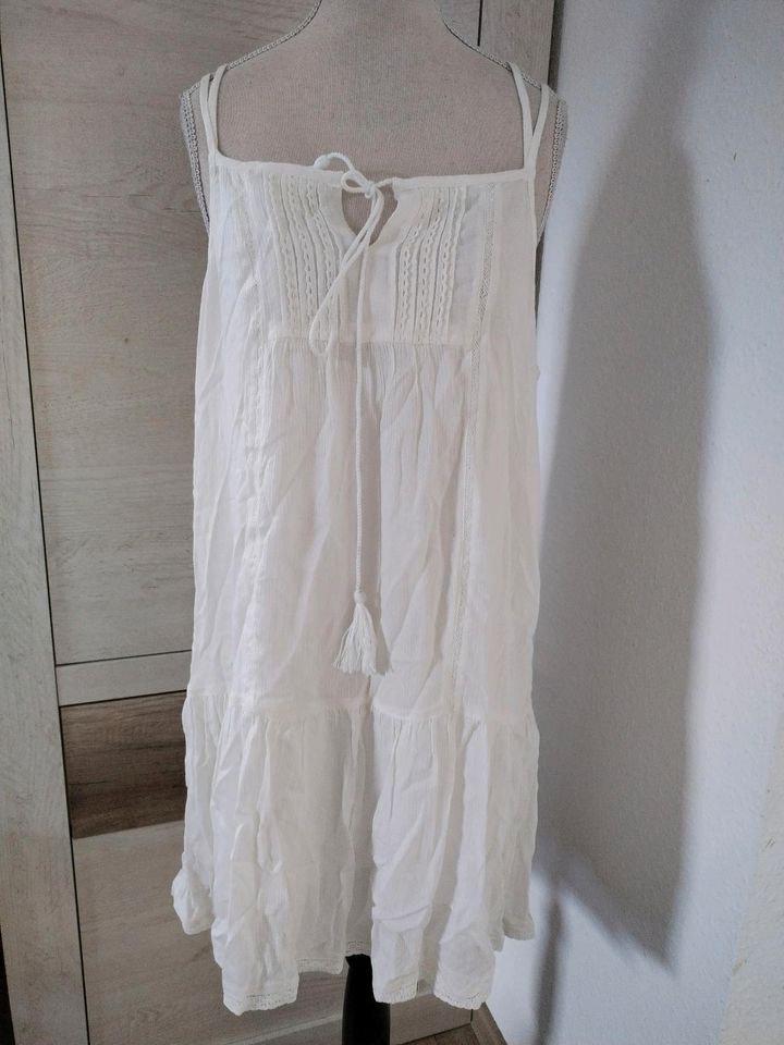 Only Sommerkleid Größe L neu mit Etikett Weiß in Borna
