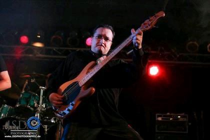 Bassist sucht Band in München