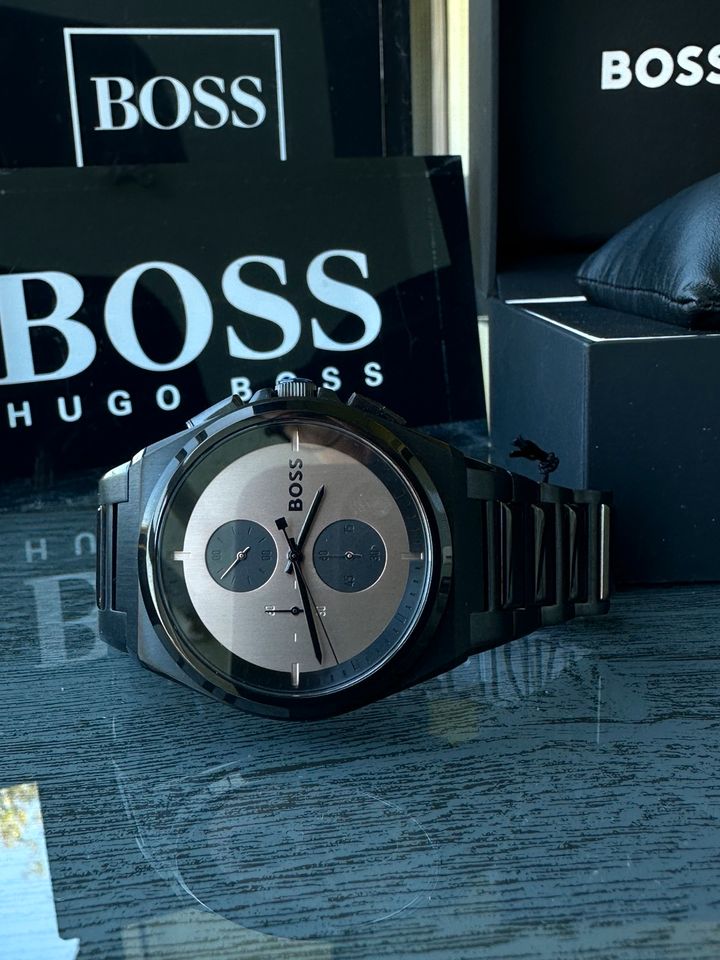 Hugo Boss Uhr Neu Herrenuhr Edelstahl Schwarz Chronograph in Essen