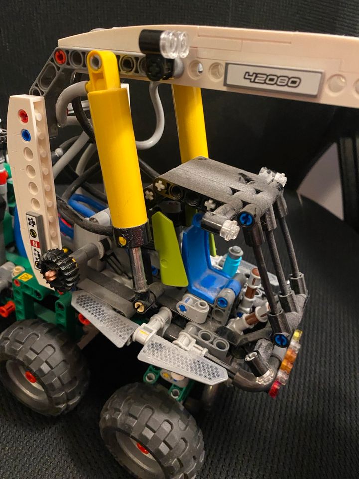 Lego Forstmaschine 42080 in Ravensburg