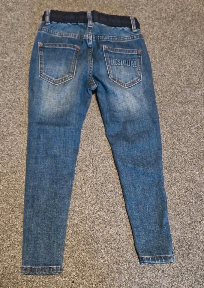 Jeans Desigual 98/104 in Sustrum