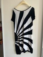 Kleid Zero Strickkleid Sommerkleid schwarz/weiß Gr. 40 Niedersachsen - Hemmingen Vorschau