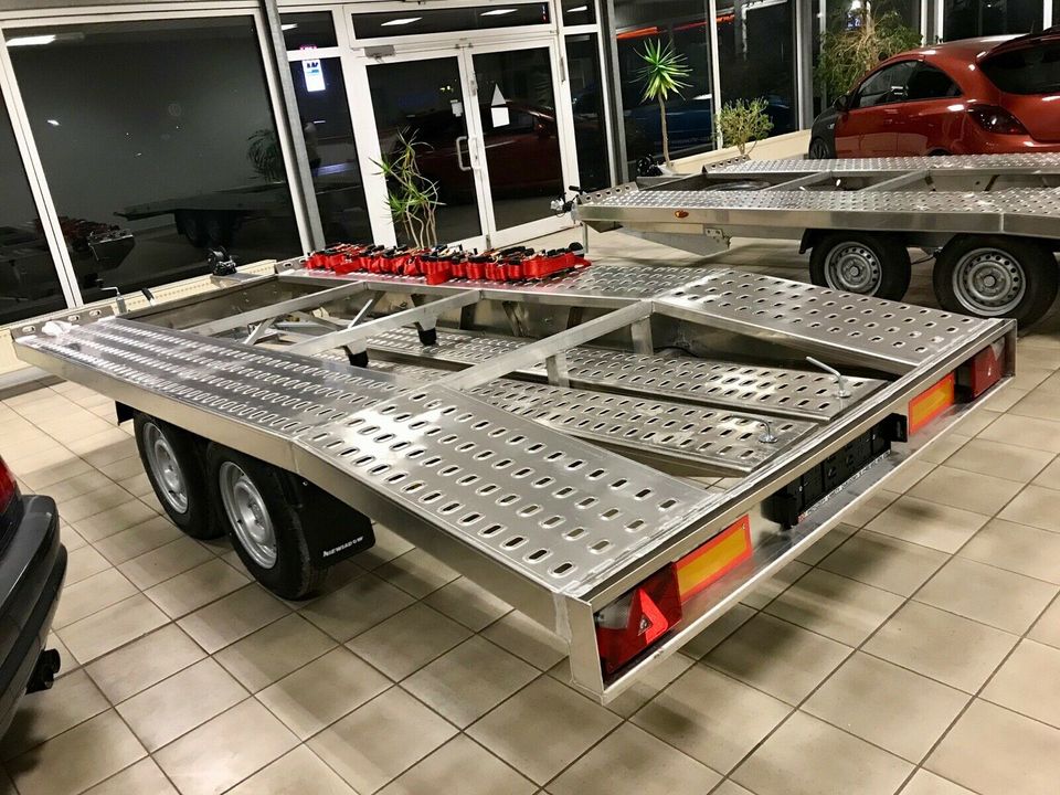 Autotransporter Auto Anhänger KFZ NUR 490 Kg Leergewicht ALU NEU in Köthen (Anhalt)