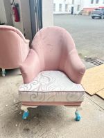 Zwei Pink Pierre Cardin Sessel - Neu, ausgepackt, nur 50€! Hessen - Kassel Vorschau