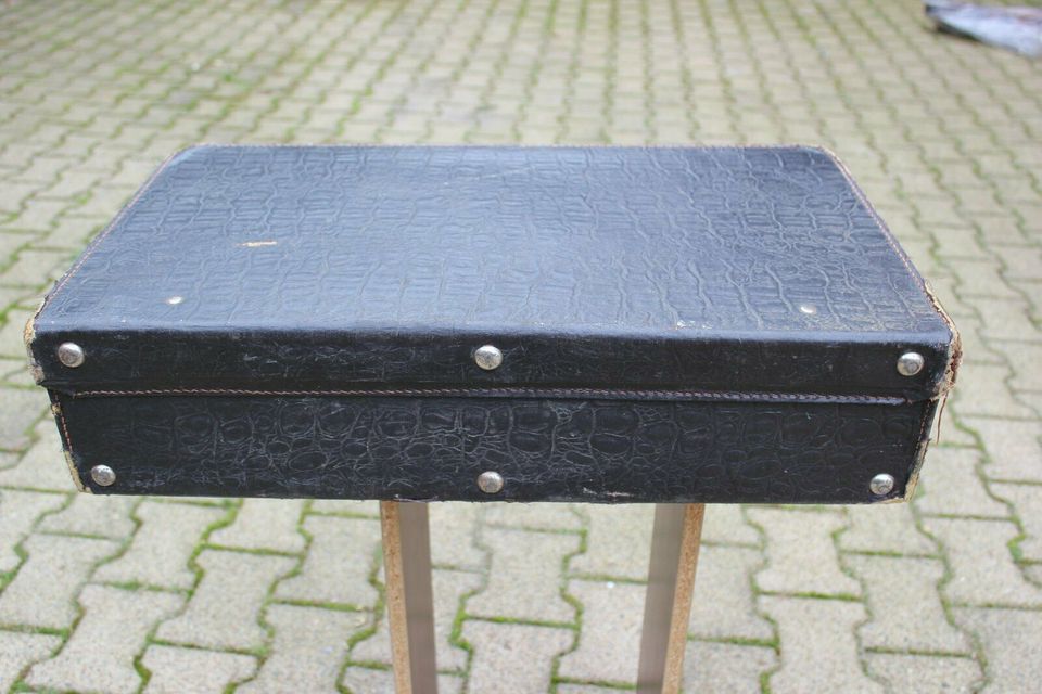 Koffer Alt Vintage Antik in Bielefeld