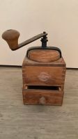 Kaffemühle Holz antik 11x11x 18 cm antik Dresden - Leubnitz-Neuostra Vorschau