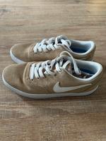 Nike SB - Damen 37,5 - Beige - 25 € - Top Zustand Hessen - Solms Vorschau