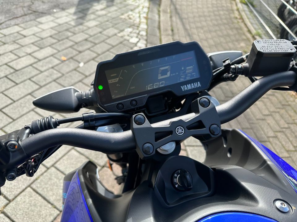 Neuwertige Yamaha MT 125 ABS EZ 2023 Nur 1680 KM in Herne