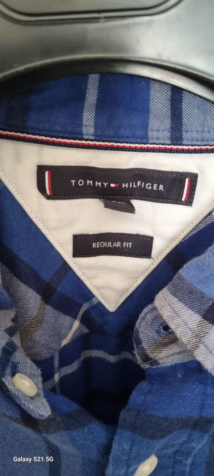 Tommy Hilfiger Hemd blau Größe XL in Berlin
