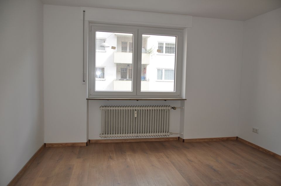 4 Zimmer Wohnung mit Balkon in Nürnberg (Mittelfr)